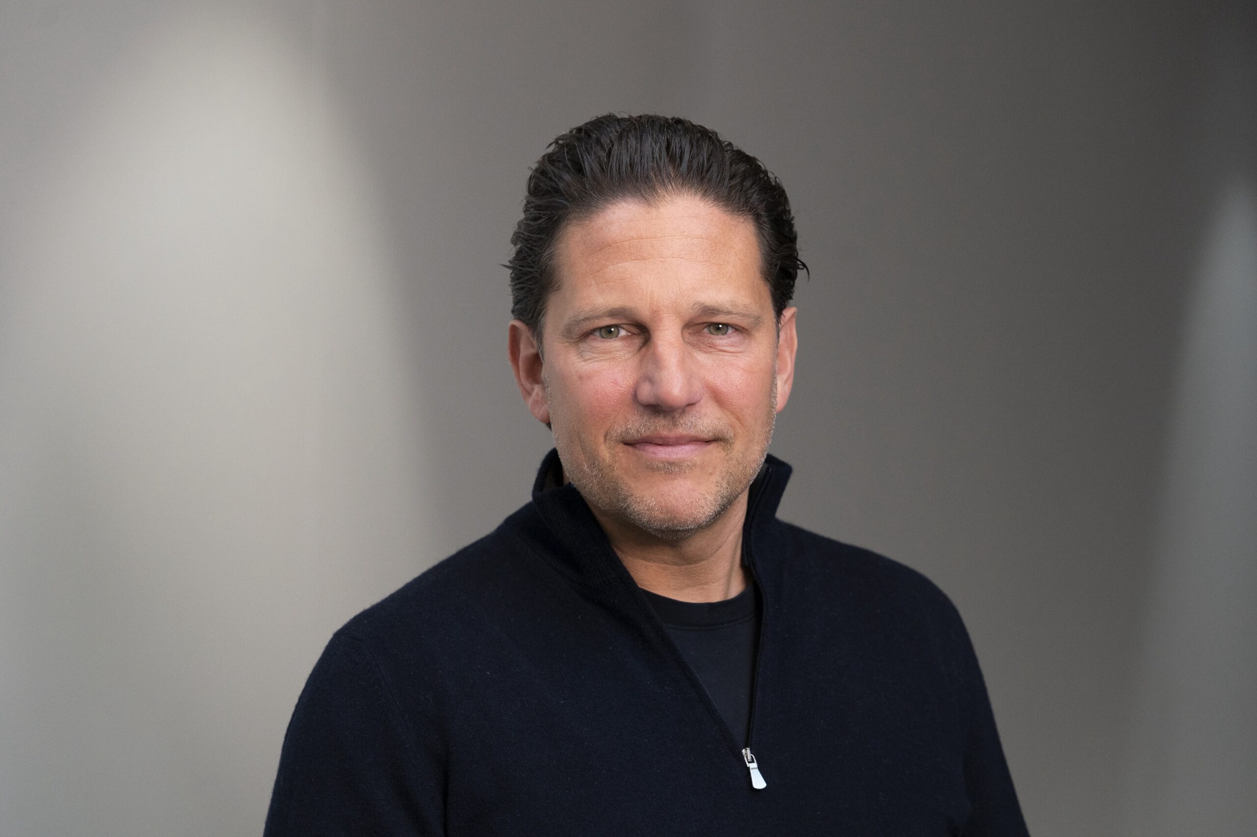 AMT Medical is a pioneering medical technology company developing a next-generation minimally invasive coronary bypass platform. Its ELANA® Heart Bypass System delivers a minimally invasive solution designed to replace traditional open-heart bypass surgery, ultimately leading to robot-assisted keyhole surgery compatible with surgical robots from industry leaders.